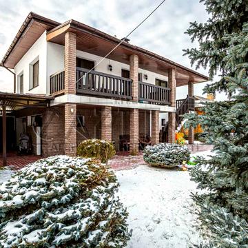 Святищенська вул.