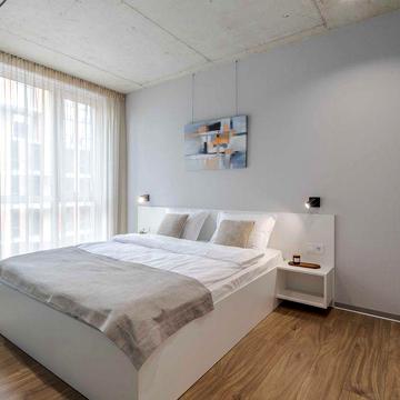 Квартира на 4 осіб. Помісячна оренда