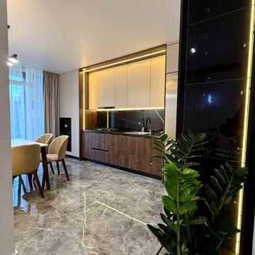 Юліана Пелеша вул., 1