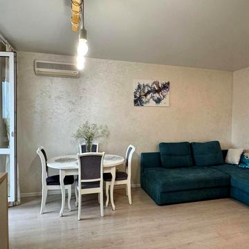 Парусна вул. (Героїв Сталінграду), 1в