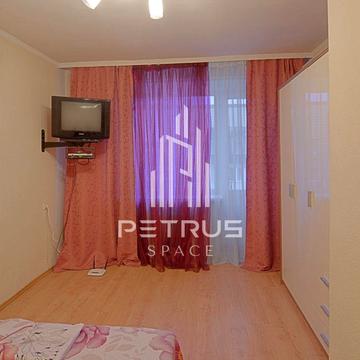 Лєскова вул., 6