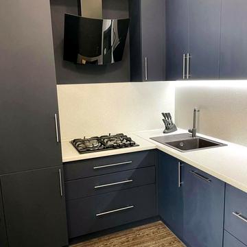 Радистів вул., 34