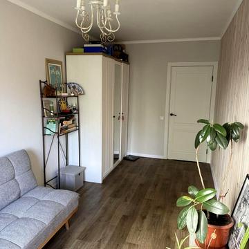 Петра Калнишевського просп. (Косіора), 49