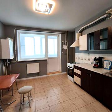 `Здам 1 кімн. квартиру, новобудова, автономне опалення, поруч центр