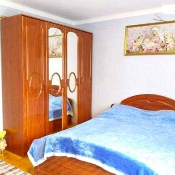 Довгострокова оренда 4к Дім Центральна вулиця