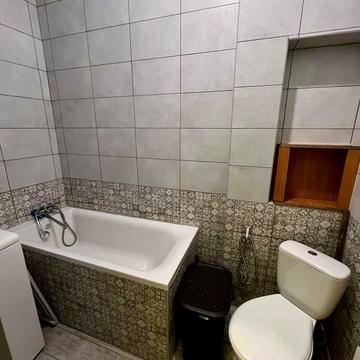 Троїцька вул. (Червона), 25