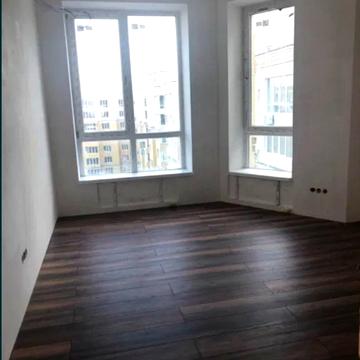 Зелена вул., 1