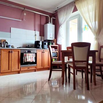 3-кімнатна квартира 87 м² у центрі Чернігова,ремонт,меблі та техніка