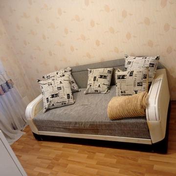 Володимира Івасюка просп. (Героїв Сталінграду), 28