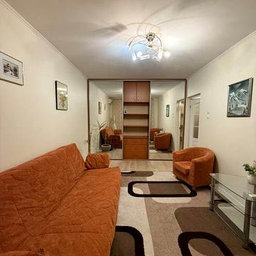 Позняки -Осокорки . Вул . Урлівська 9 , оренда квартири .