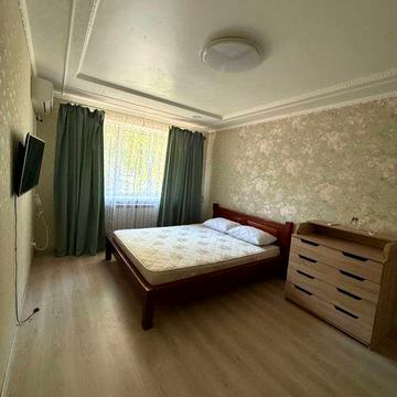 Оренда 1к квартири, вул.Квітки Цисик ( бивш. Гулі Корольовой)