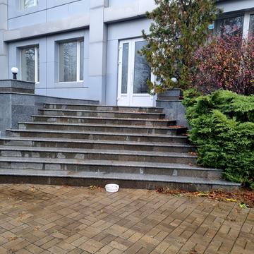 Богдана Хмельницького просп. (Героїв Сталінграда), 153