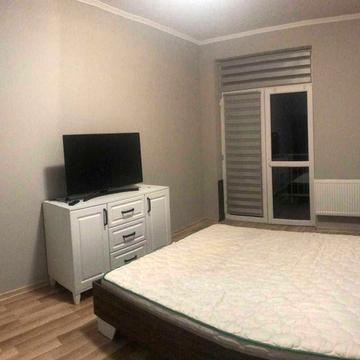 Оренда 2-к квартири, пл. Князя Святослава