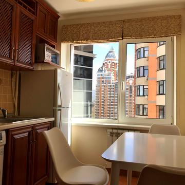 Лесі Українки бульв., 7