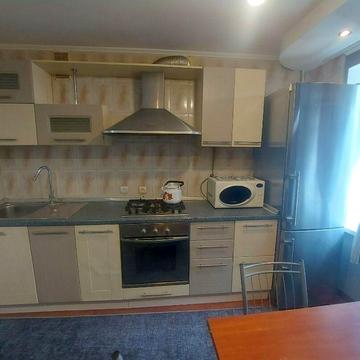 Князя Ярослава Мудрого просп., 14