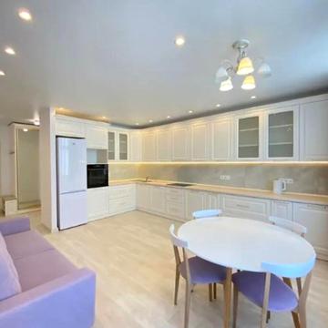 Євгена Сверстюка вул. (Марини Раскової), 6-Е