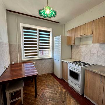 Морозна вул., 31