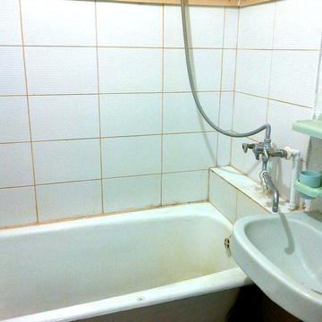 Здаю 1-кім.Квартира 2єтаж МЕБЛІ.Техніка Гар.Вода. Поруч Сільпо АТБ