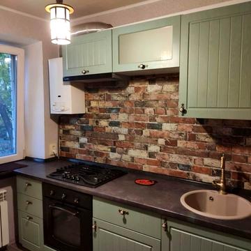 Новосільна вул., 19