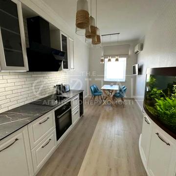 Гетьмана Павла Скоропадського вул. (Льва Толстого), 35-39