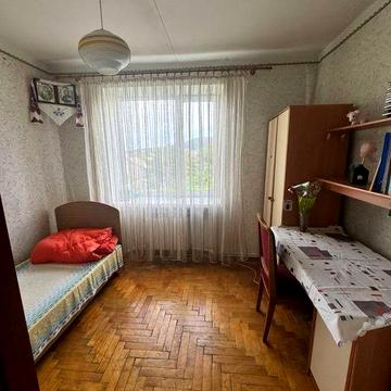 3-к квартира в м.Кременець 37500$ , присутній торг!