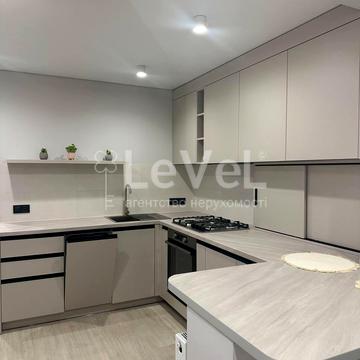 Березняківська вул., 30