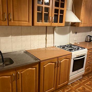 Гвардійців-Широнінців вул., 95