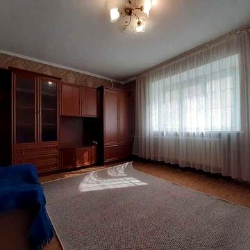 Оренда 1- но кімнатної біля ст.метро "Голосіївська"