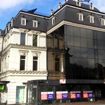 Сдам 2-х к кв центр Баррикадная