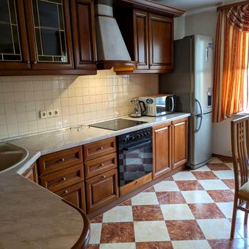 Байди-Вишневецького вул. (Осиповського), 3