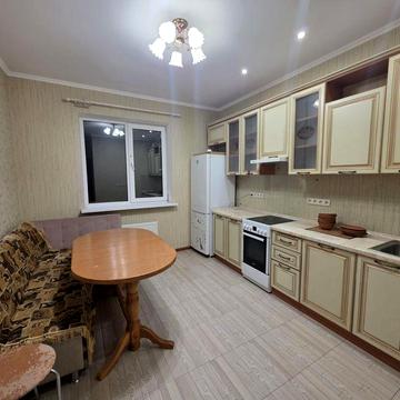 Велика однокімнатна з дешевими комунальними