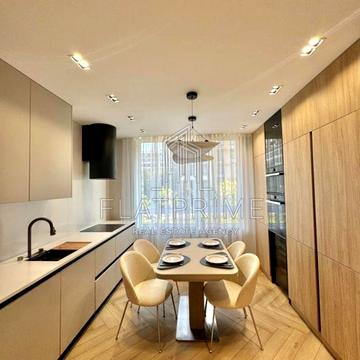 Салютна вул., 2к19