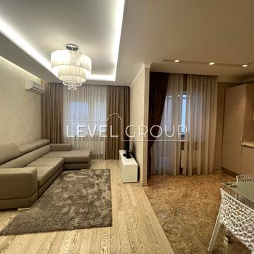 Золотоустівська вул., 16