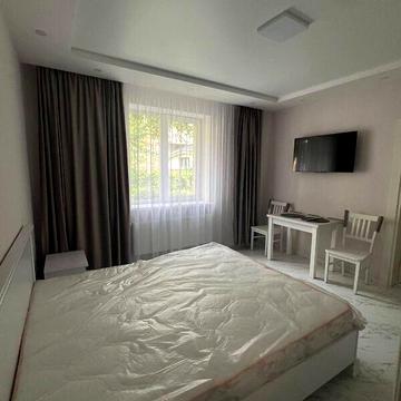 Довгострокова оренда 3к Дім Федьковича вулиця