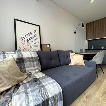 Європейського Союзу просп. (Правди), 53/46