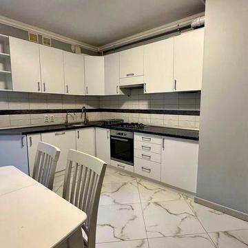 ЖК Deluxe
Оренда 1-кімнатної квартири по вул. Малоголосківська