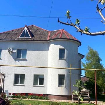 Вишнева вул.