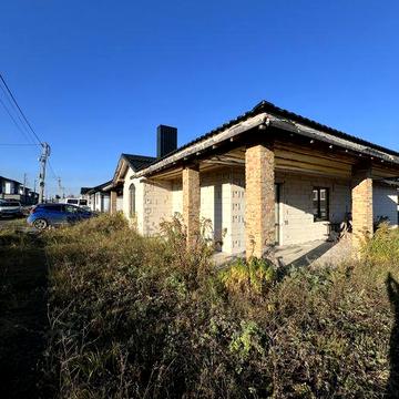 Продам одноповерховий будинок з гаражем!!