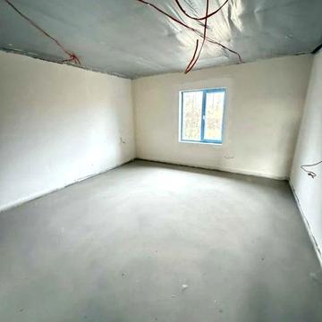 Продається таунхаус під чистову обробку. 80 кв.м. Гарний район.