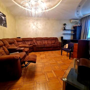 Оренда 2 кім 80 кв.м центр Цирк Дмитрівська вул Павлівська 17