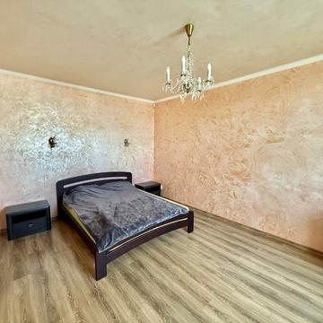 Малоголосківська вул., 8д