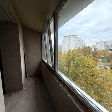 Польова вул., 8