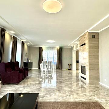 Дмитра Павличка вул., 4