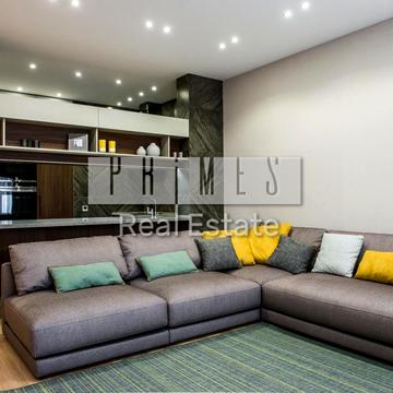 Андрія Верхогляда вул. (Михайла Драгомирова), 16-Б