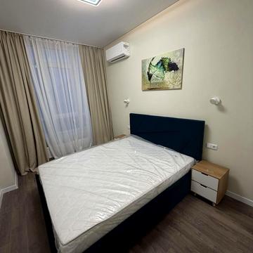 Сергія Мартина вул., 4