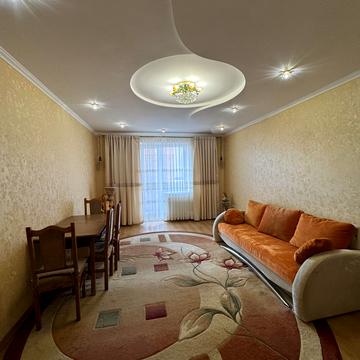 Угорницька, 16