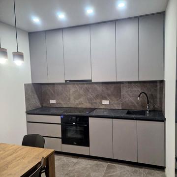 Варненська вул., 27а/2