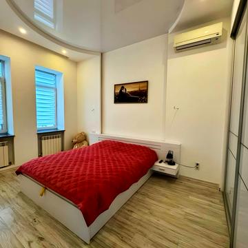 Ірпінська вул., 26