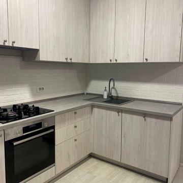 Західна вул., 10