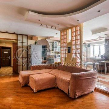 Продаж просторої 4-к квартири на проспекті Бажана 26 - Дарницкий р-н